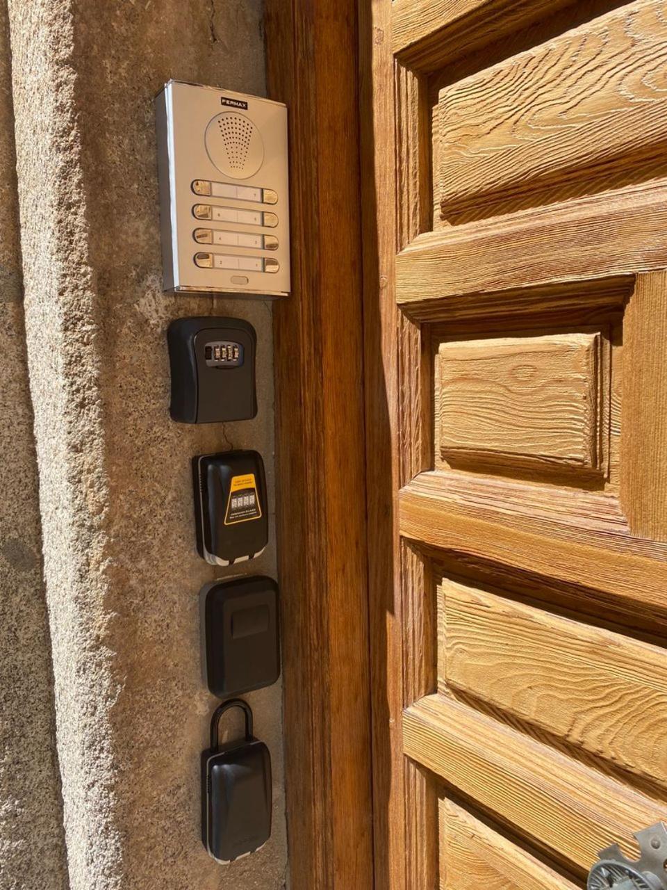 Apartamento En Toledo Bagu Apartment Exterior foto